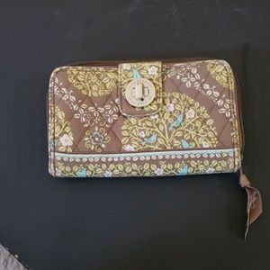 Vera Bradley wallet